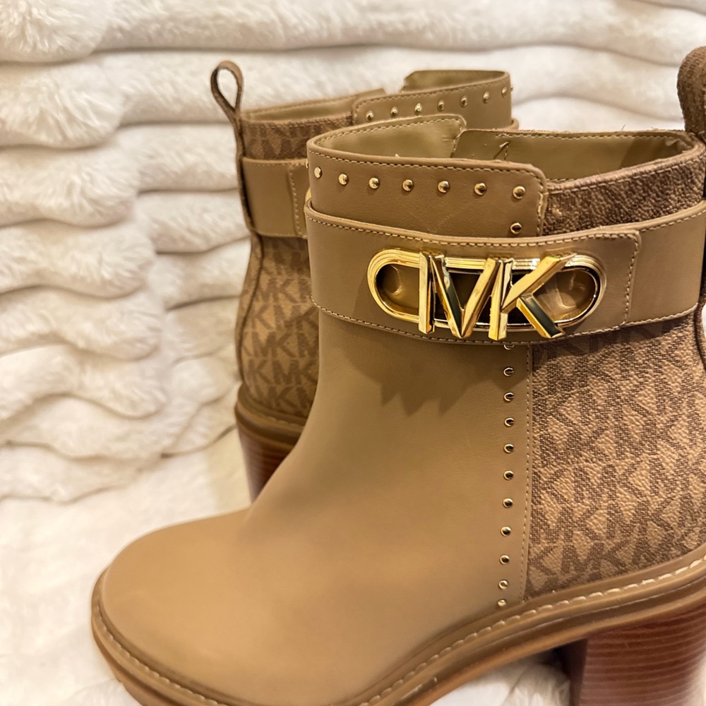 Michael Kors Tan MK Logo Strap Ankle Booties - Picture 2 of 12